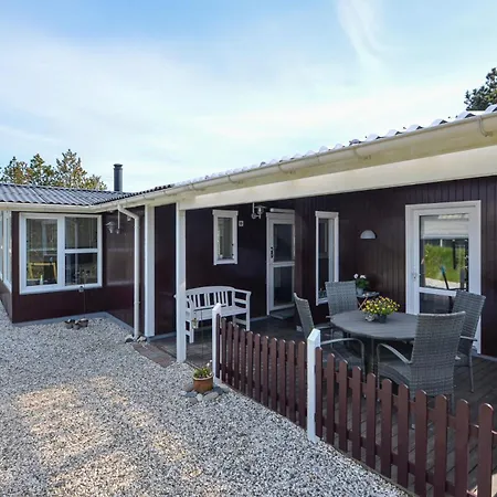 4 Bedroom Lovely Home In Thisted * Thisted