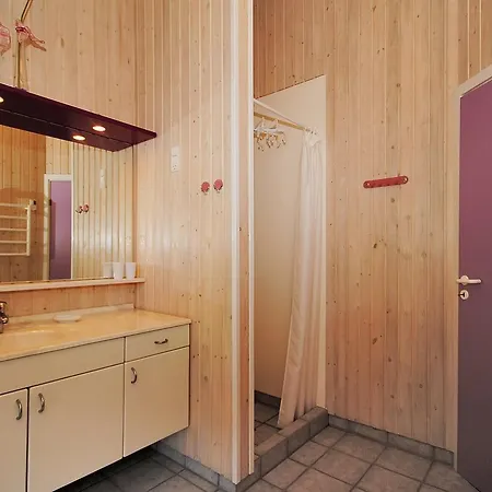 4 Bedroom Lovely Home In Thisted *